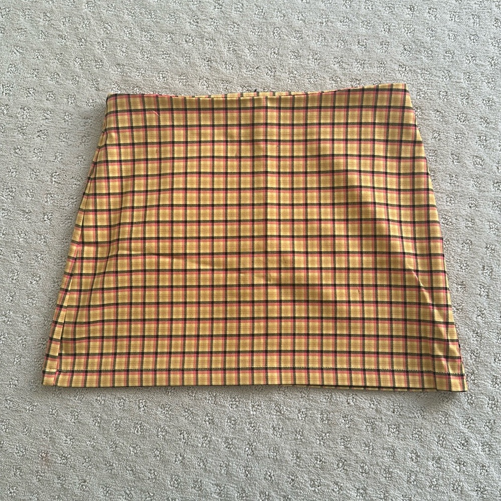 Plaid mini skirt
